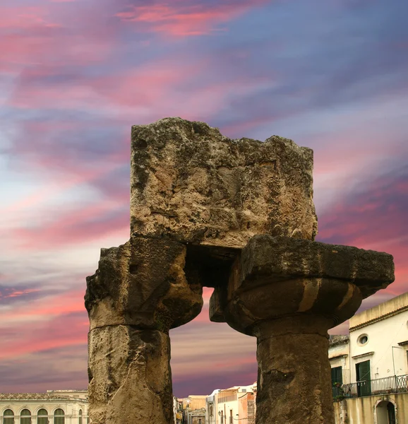 Ancient Greek APOLLO'S TEMPLE . Syracuse, Sicily, Italy — Stock Photo, Image