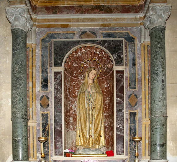Das Innere der Kathedrale von Syrakus (siracusa, sarausa) — Stockfoto