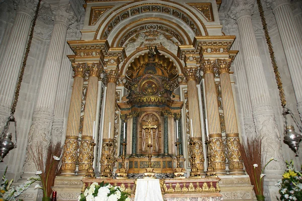 O interior da Catedral de Siracusa (Siracusa, Sarausa ) — Fotografia de Stock