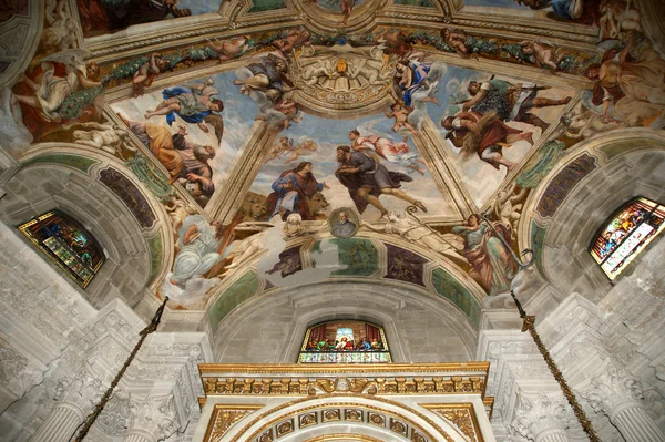El interior de la Catedral DE SIRACUSIA (Siracusa, Sarausa ) — Foto de Stock