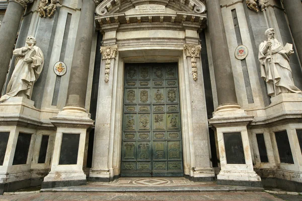 La Cattedrale di Catania, intitolata a Sant'Agata, Sicilia — Foto Stock