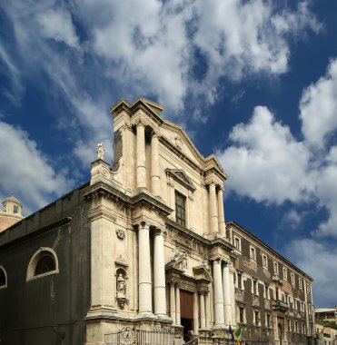 catania Katolik Kilisesi. Sicilya ve Güney İtalya