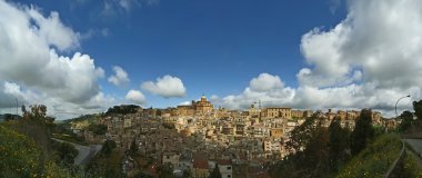 sicilia, agrigento eyaletinde bir tipik Antik şehir manzarası