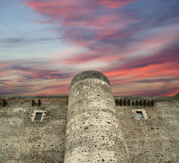 Castello ursino ist ein schloss in catania, sizilien, süditalien — Stockfoto