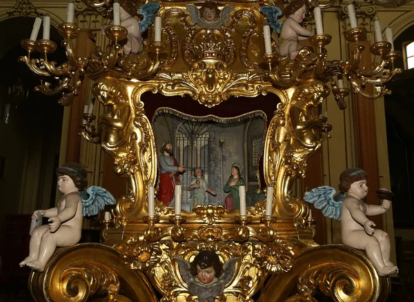The interior of the Catholic church of the city of Catania — Stock Photo, Image