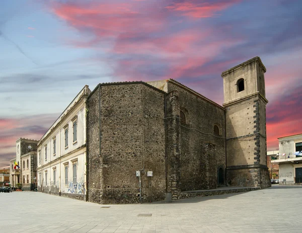 L'antico edificio. Acicastello, vicino a Catania, Sicilia — Foto Stock