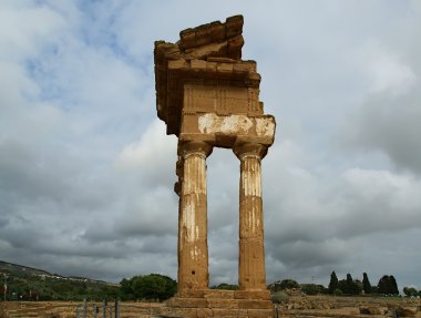 Antik Yunan tapınağı dioscuri, agrigento, Sicilya