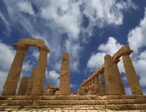 Antika grekiska tempel juno, agrigento, Sicilien — Stockfoto