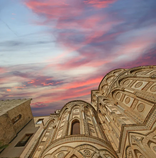 Katedrála bazilika monreale, Sicílie, jižní Itálie — Stock fotografie