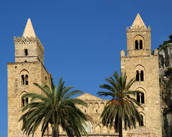 切法卢，西西里岛，意大利南部大教堂-大教堂 — 图库照片