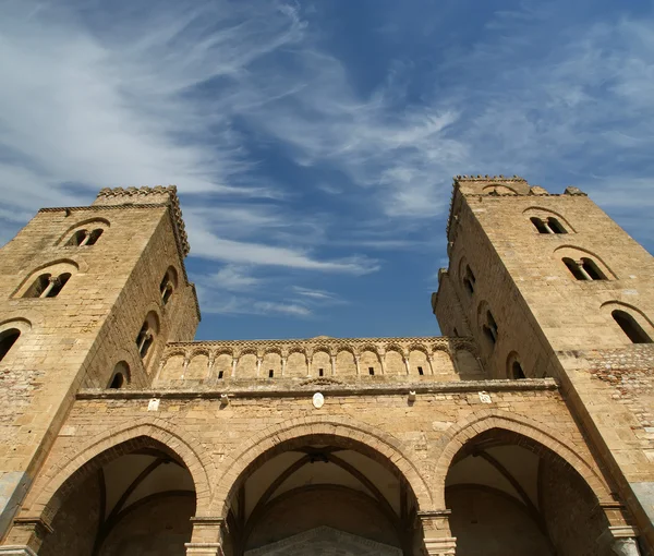 The Cathedral-Basilica of Cefalu, Sicily, southern Italy — Stock Photo, Image