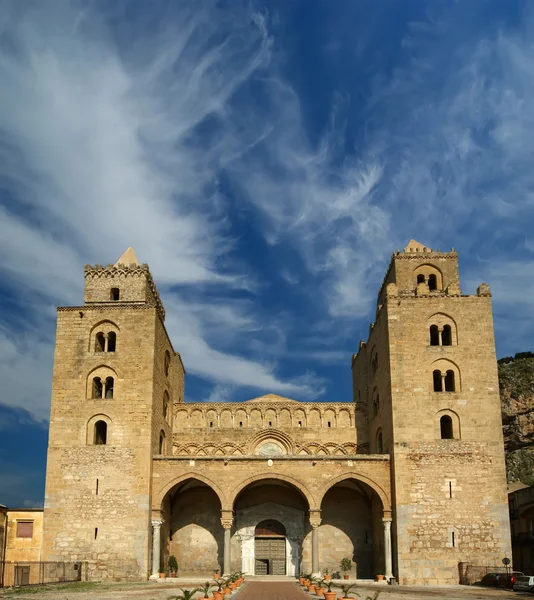 Catedral-Basílica de Cefalú, Sicilia, sur de Italia — Foto de Stock