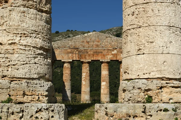 Κλασσική Ελληνική (δωρική) ναός στο Segesta στη Σικελία — Φωτογραφία Αρχείου