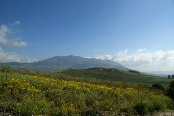 Horské údolí - krajina, ostrov Sicílie, Itálie — Stock fotografie