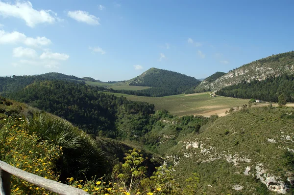 Horské údolí - krajina, ostrov Sicílie, Itálie — Stock fotografie