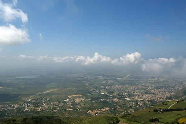 Krajina horské údolí s letecký pohled. Sicílie — Stock fotografie
