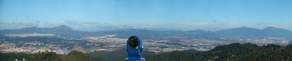 Panorama auf barcelona vom tibidabo-hügel — Stockfoto