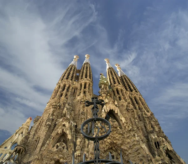 Sagrada familia przez Antoniego Gaudiego w Barcelonie — Zdjęcie stockowe