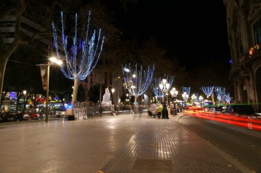 la rambla gece manzarası. Catalonia, İspanya