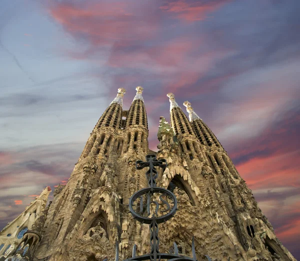 Sagrada família por Antoni Gaudi em Barcelona Espanha — Fotografia de Stock
