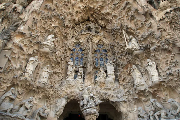 Sagrada Familia by Antoni Gaudi Barcelonassa Espanja — kuvapankkivalokuva