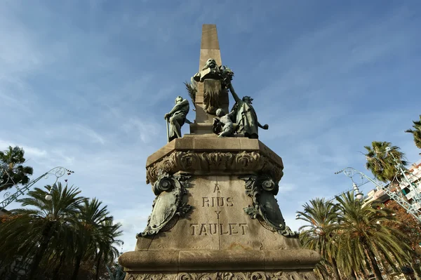 Rius 我在巴塞罗那 taulet 纪念碑。西班牙加泰罗尼亚 — 图库照片