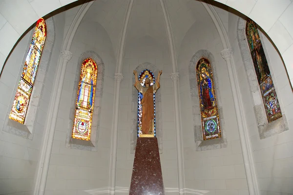 El interior de la iglesia del Tibidabo, Barcelona, España — Foto de Stock