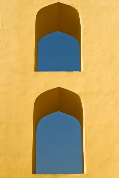 Windows od obserwatorium astronomicznego jantar mantar — Zdjęcie stockowe