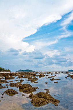 Yaz aylarında düşük gelgit sırasında Tayland Körfezi