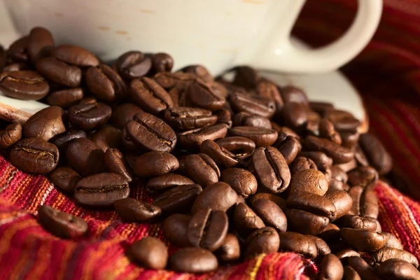 Coffee Beans on Red Cloth — Stock Photo, Image