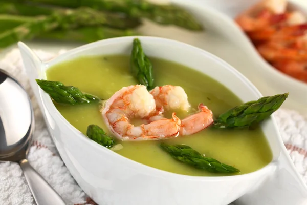Cream of Asparagus with Shrimp — Stock Photo, Image