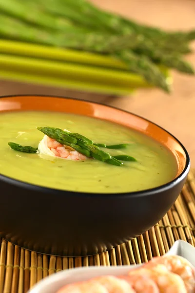 Cream of Asparagus with Shrimp — Stock Photo, Image
