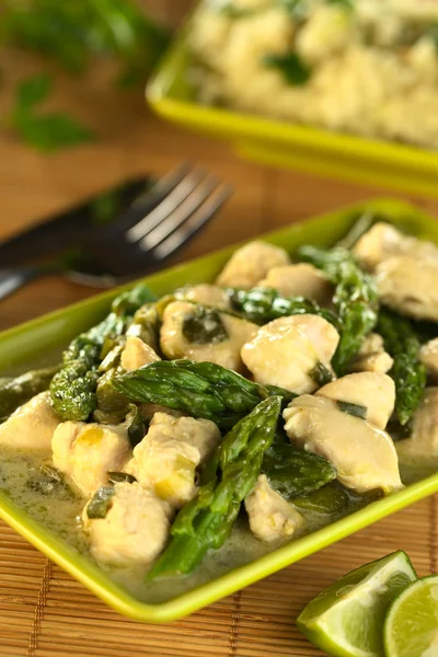 Asparagus Chicken Fricassee — Stock Photo, Image