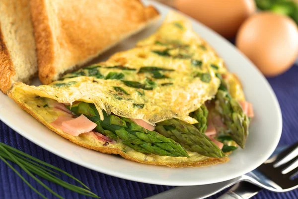 Asparagus and Ham Omelet — Stock Photo, Image