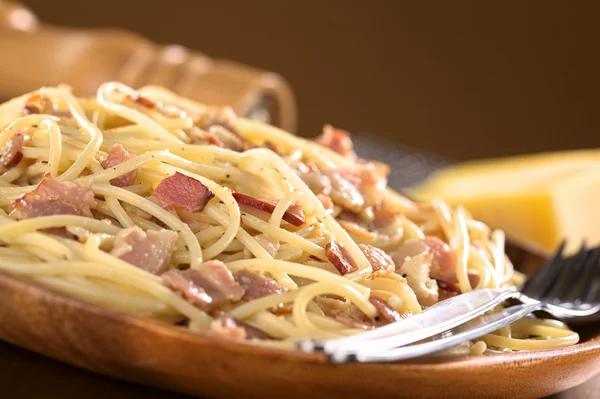 Spaghetti alla carbonara di alla — Foto Stock
