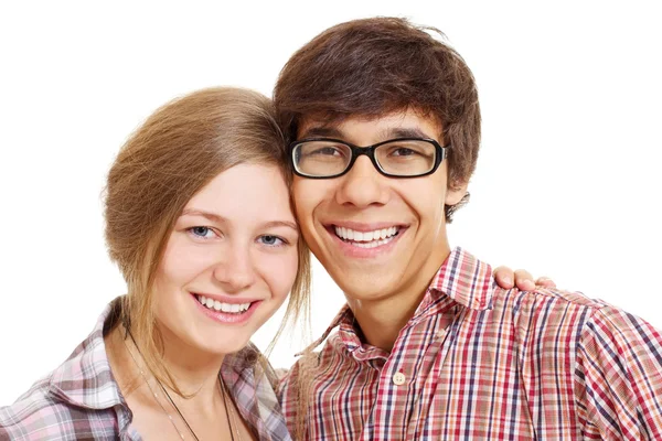 Υπέροχη χαμογελαστή εφηβική ζευγάρι — Φωτογραφία Αρχείου