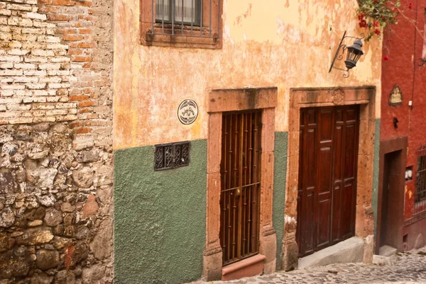 墨西哥的房子和门口 — 图库照片