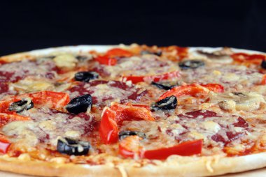 taze pişmiş pizza