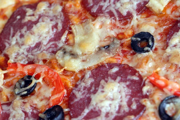 Свіжа піца — стокове фото