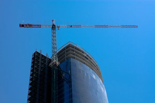 Bau eines Wolkenkratzers. — Stockfoto