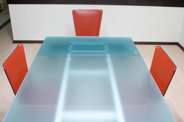 Modern konyha asztal — Stock Fotó