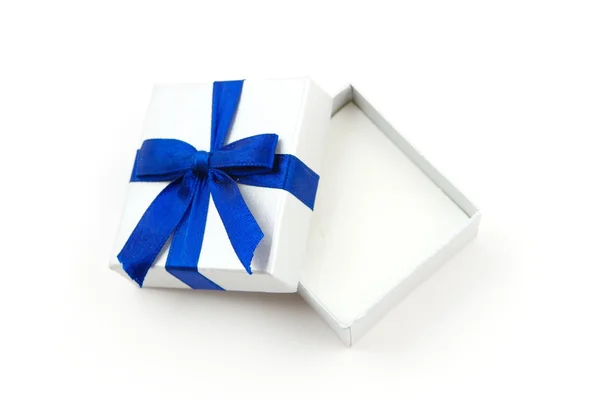 Mavi yay ile hediye — Stok fotoğraf