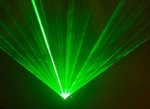 Światła laserowego w nocnym klubie — Zdjęcie stockowe