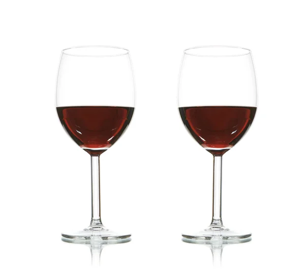 Dwa kieliszki z czerwonym winem — Zdjęcie stockowe