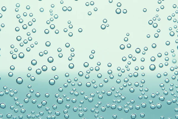 Пузырьки в воде — стоковое фото