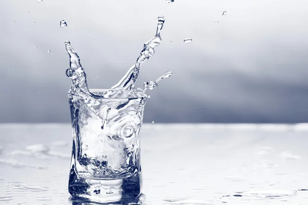 Vodka splash — Stock Photo, Image