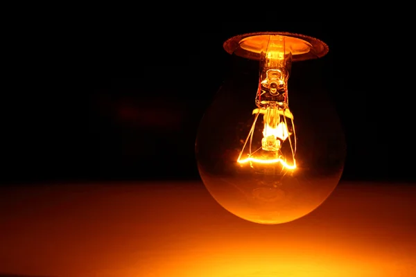 Primer plano de la lámpara de bombilla — Foto de Stock