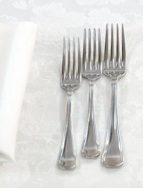 Tenedores sobre la mesa — Foto de Stock