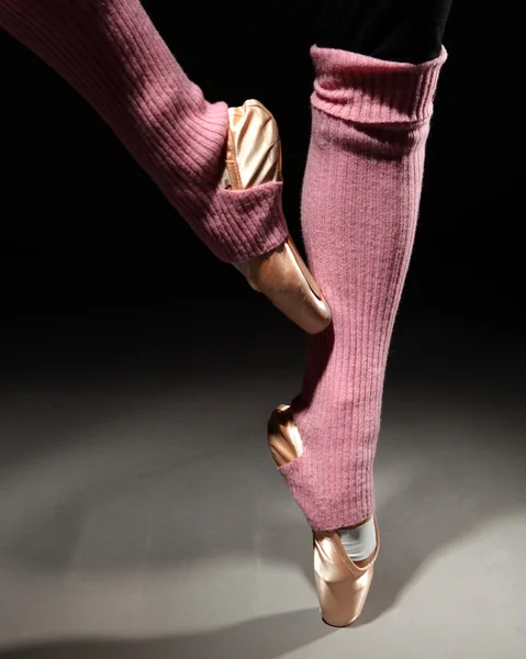 Foots of ballet dancer — Stock Photo, Image