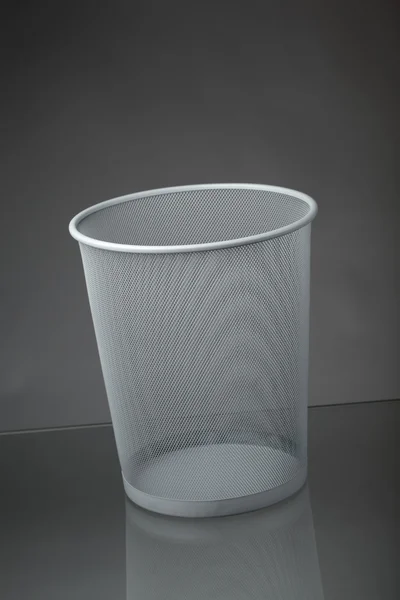 Empty office trash can — Stock Photo, Image